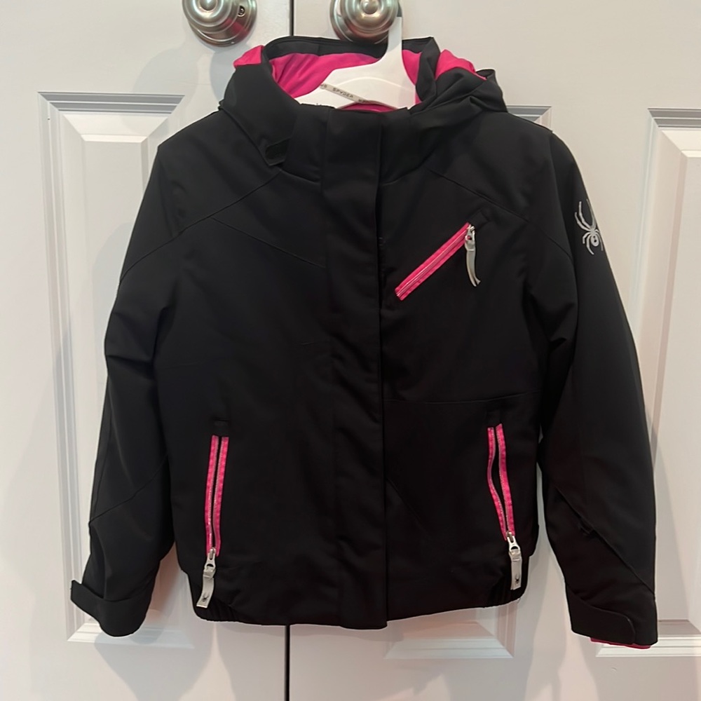 Girls Spyder ski jacket. Excellent condition. Size 10.